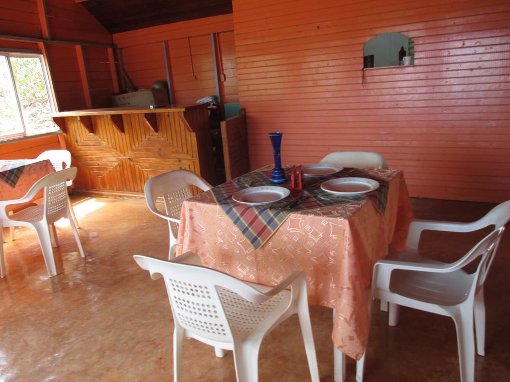 Hotel Flemming Tree Providencia Island Exterior photo