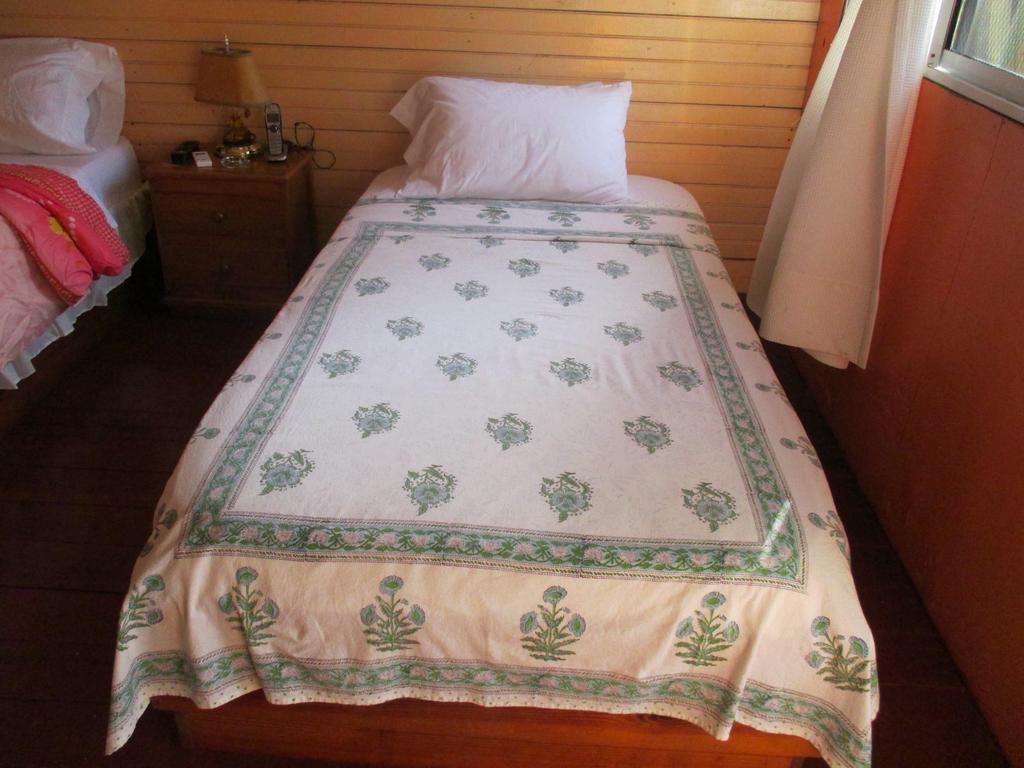 Hotel Flemming Tree Providencia Island Exterior photo